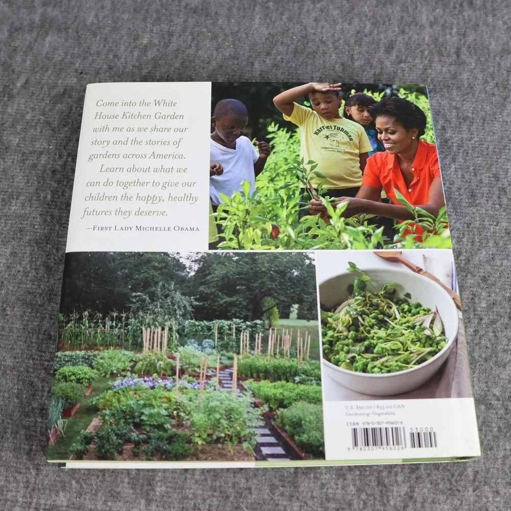 American Grown Michelle Obama HC Dust Jacket Gardening Illustrated 1st USA